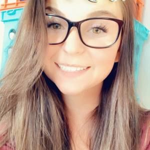 Meet your Posher, Crystal